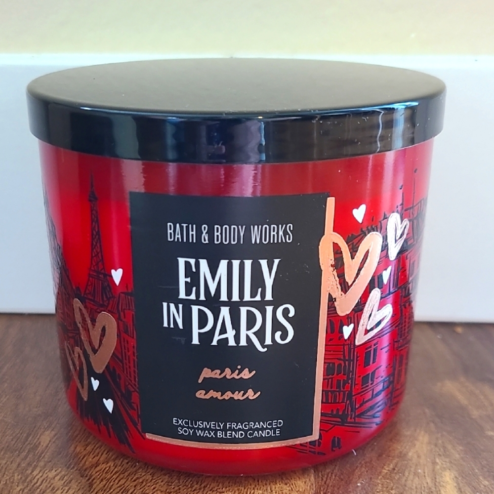 PARIS AMOUR 3 Wick Candle B&BW + Emily In Paris